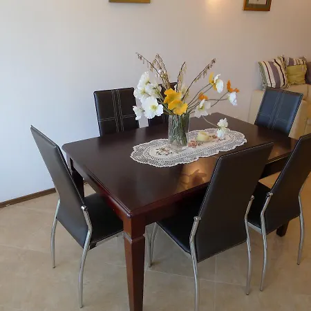 Marina Sea View Апартамент